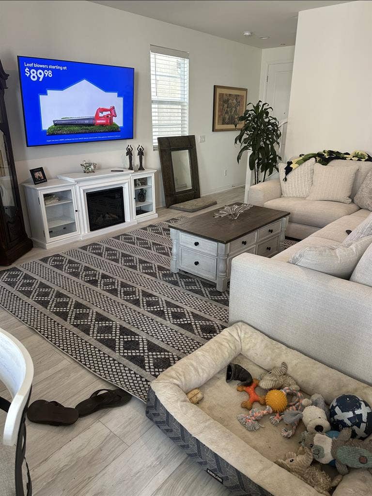 Room available furnished or not