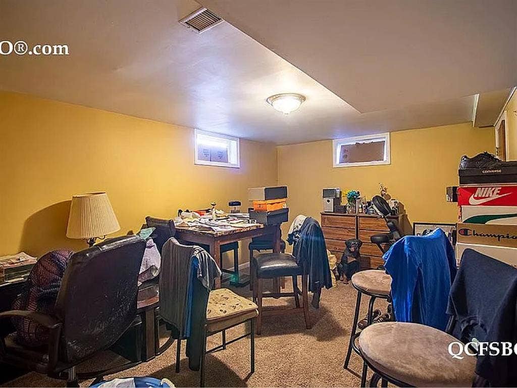 Room for rent in private home