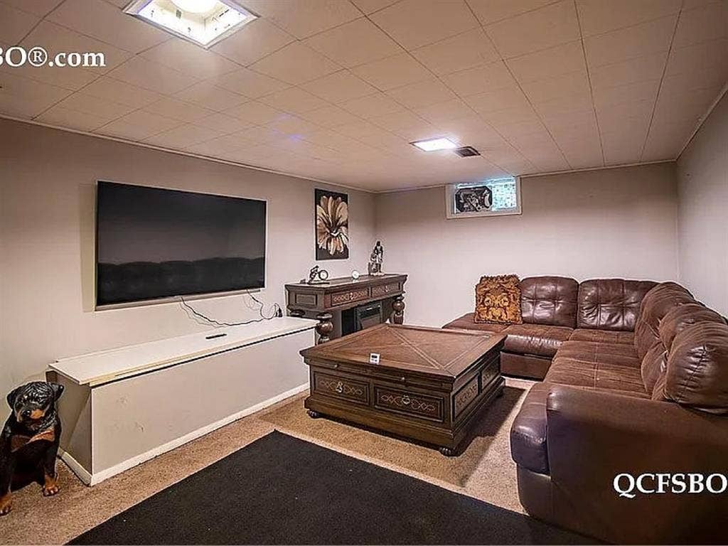 Room for rent in private home