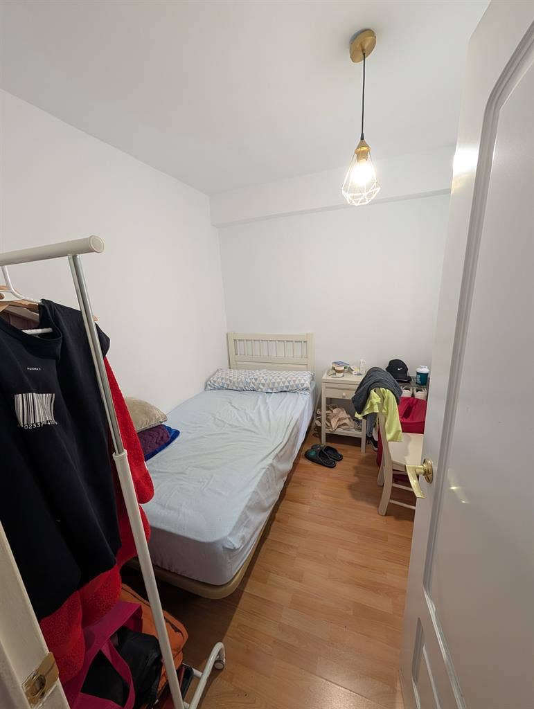 Habitación en buena zona a buen pre