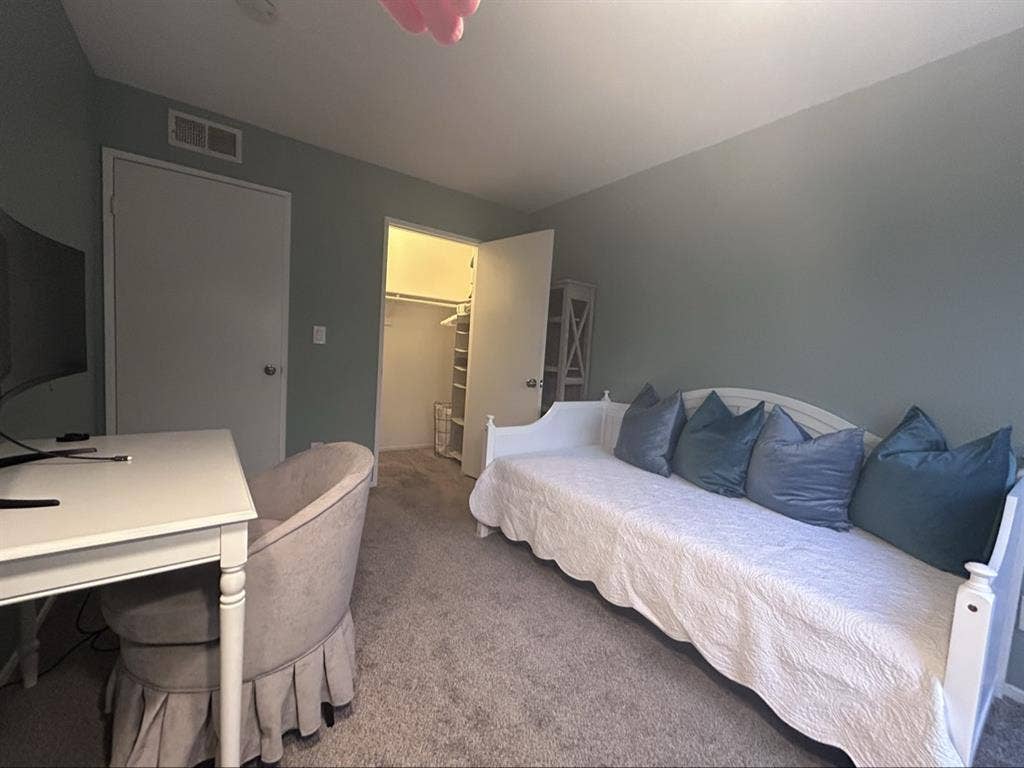 Quiet Study Haven for Students