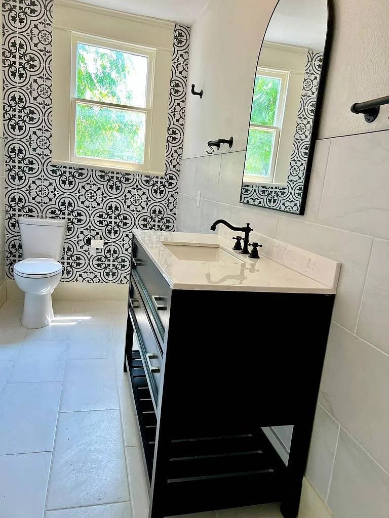 3 rooms available near Downtown