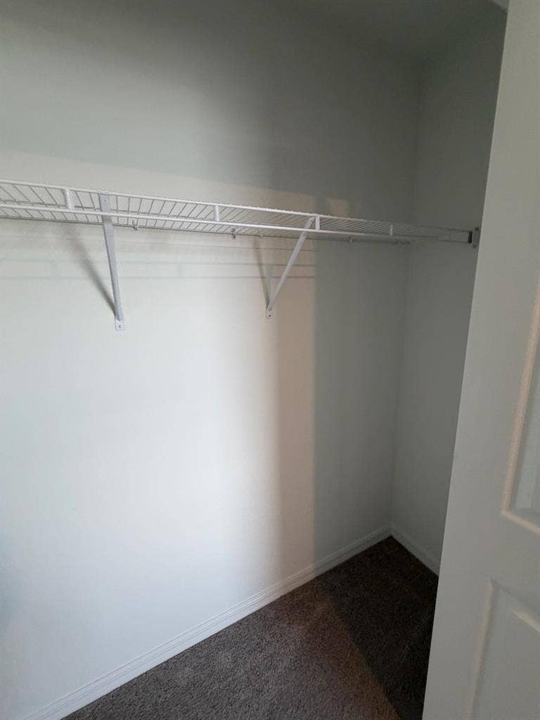 Room for rent - Searie Parrish FL