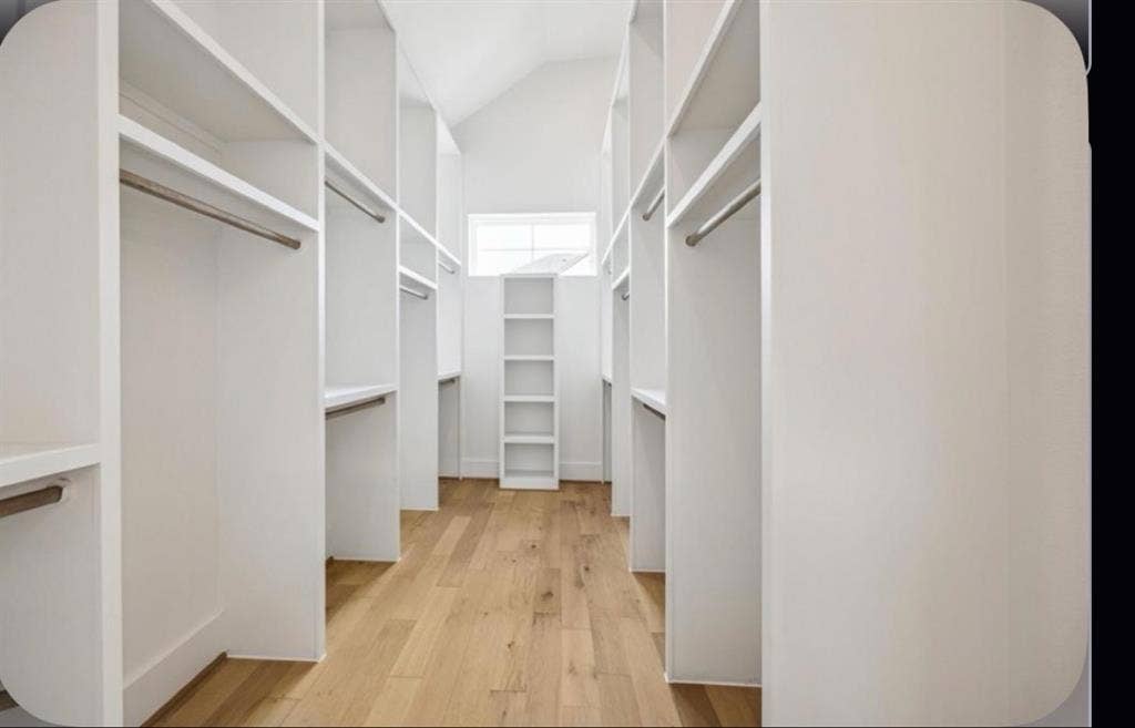 Rooms for Rent in Townhome