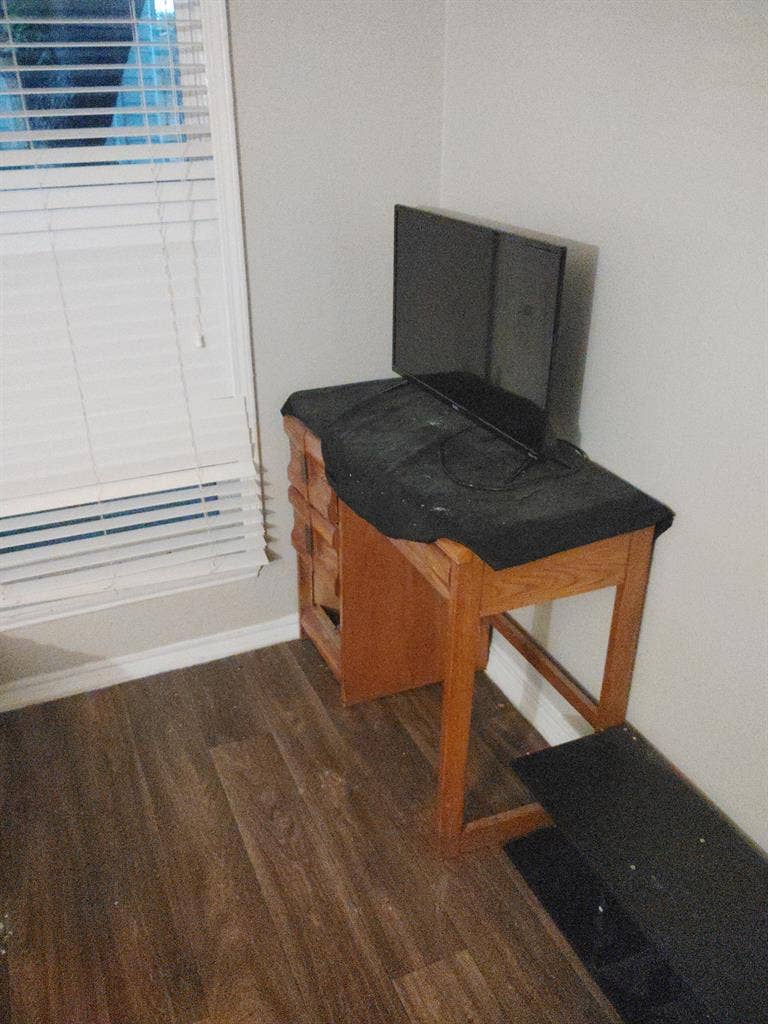 Need a roommate