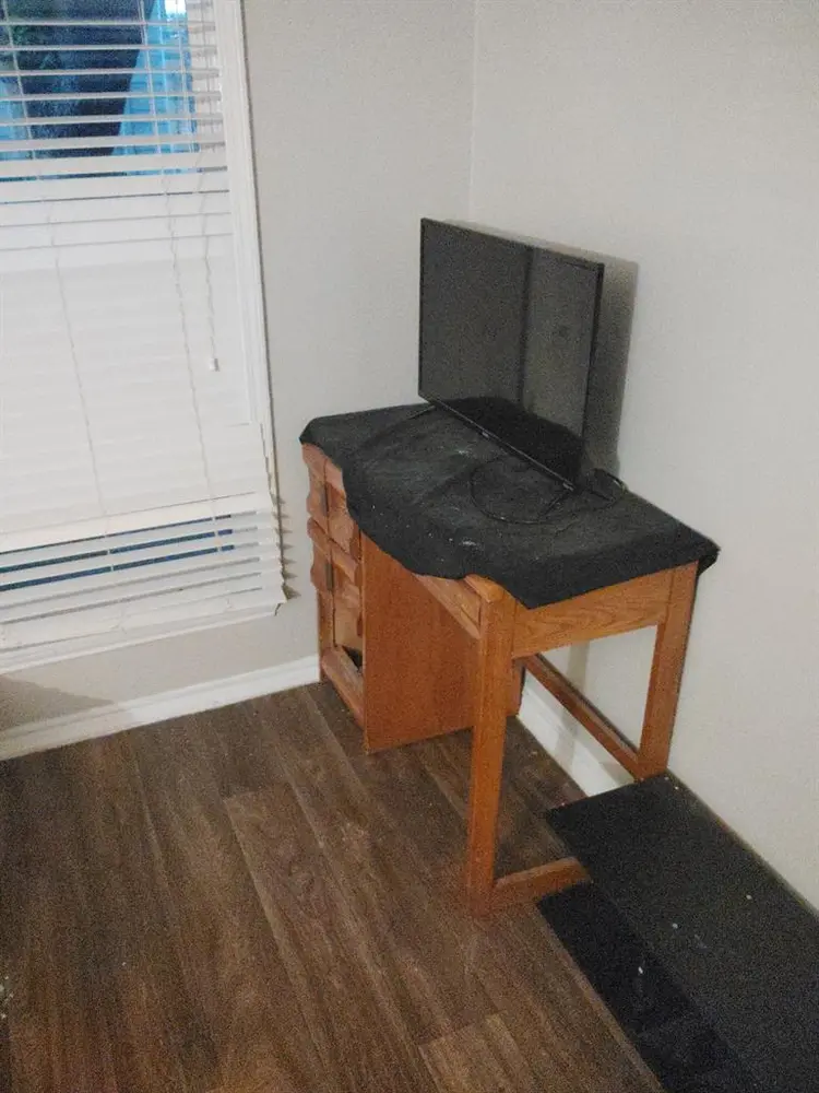 Need a roommate