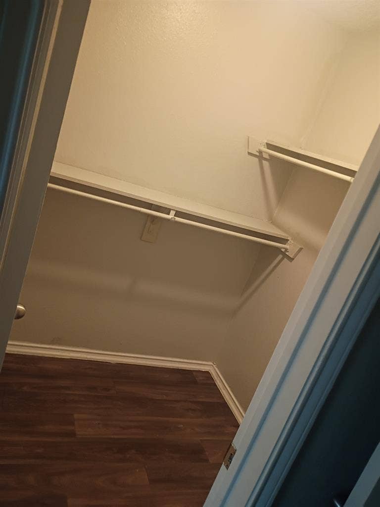 Need a roommate