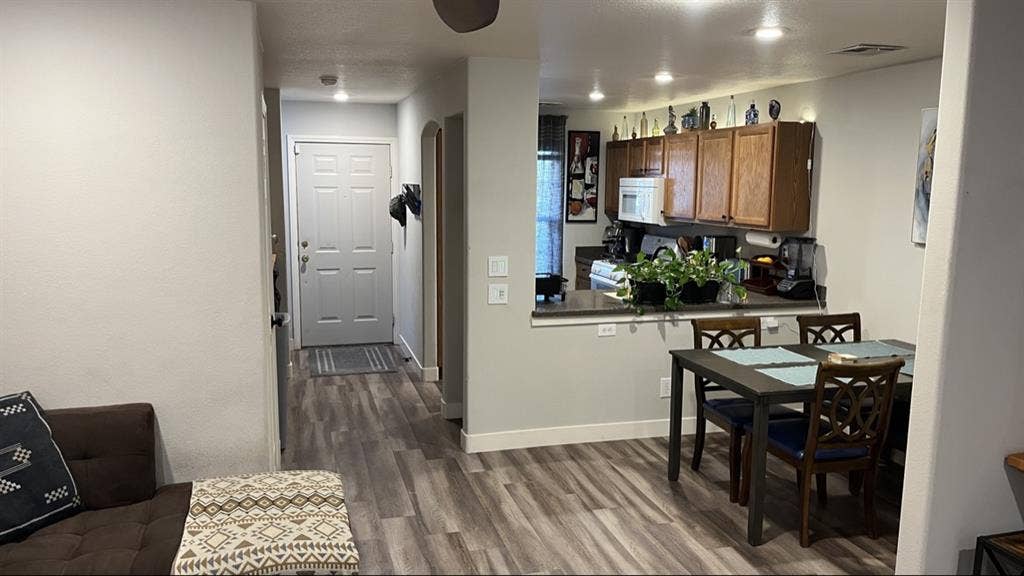 Cozy Room for Rent!