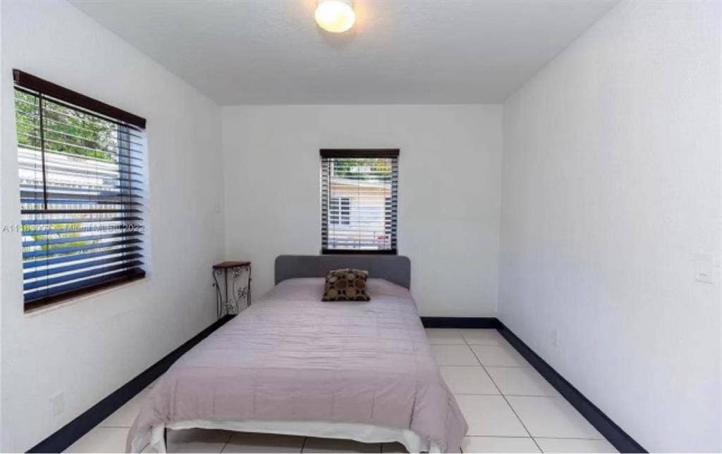 Room in Allapatah