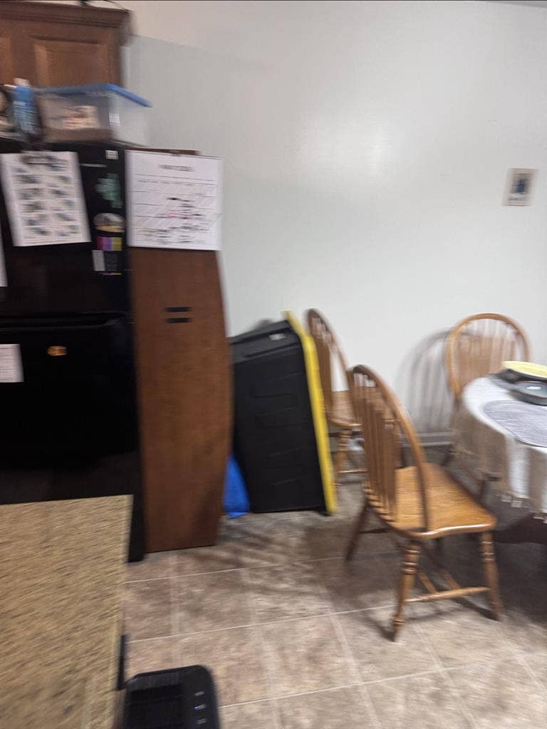 Looking for a roomate