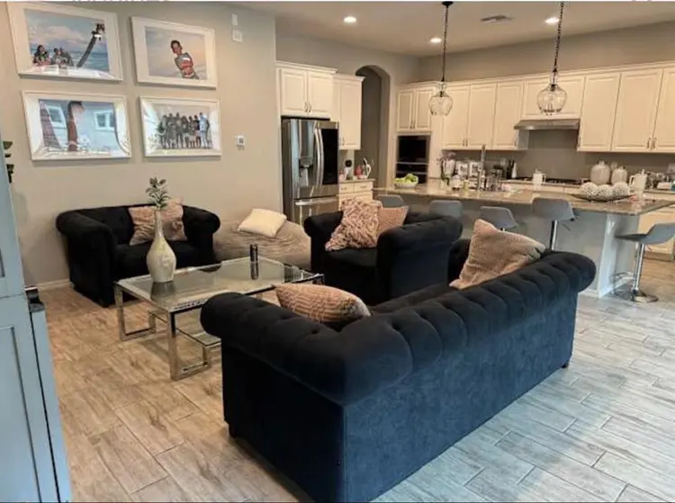 Master Bedroom, Utilities Included