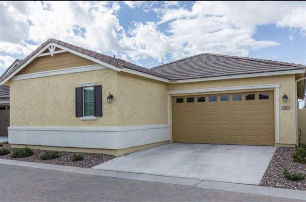 Master Bedroom, Utilities Included