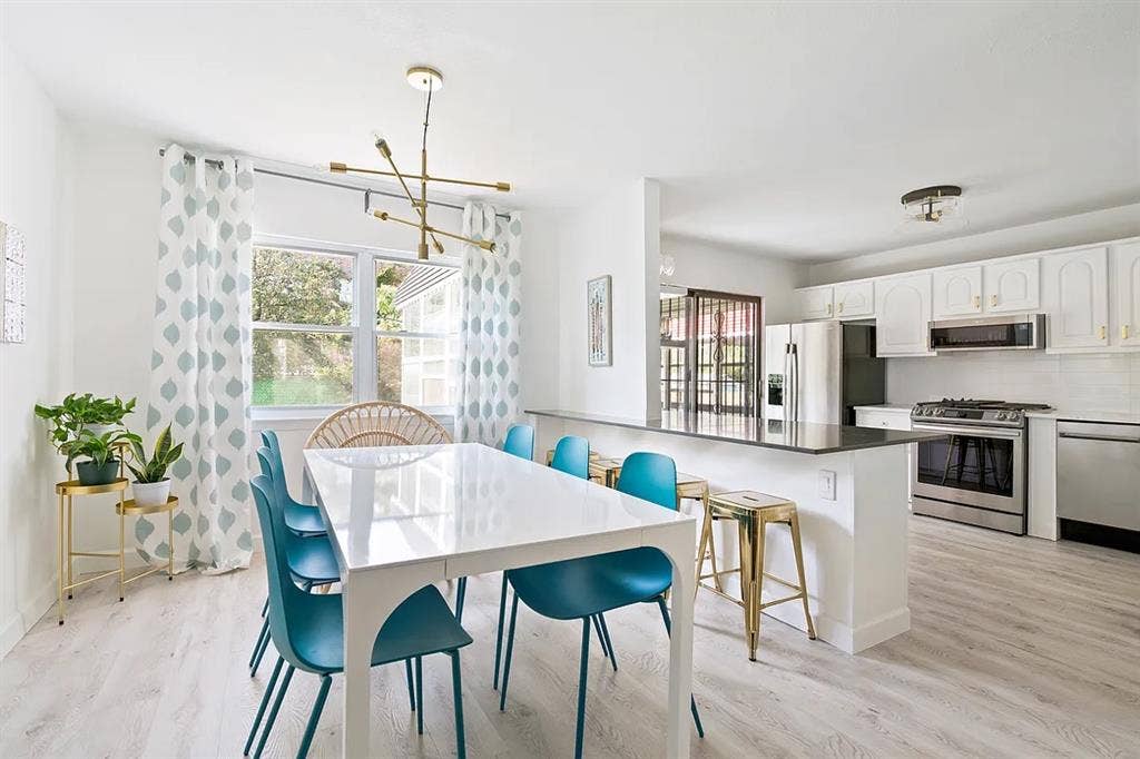 Private Room | BedStuy Townhouse