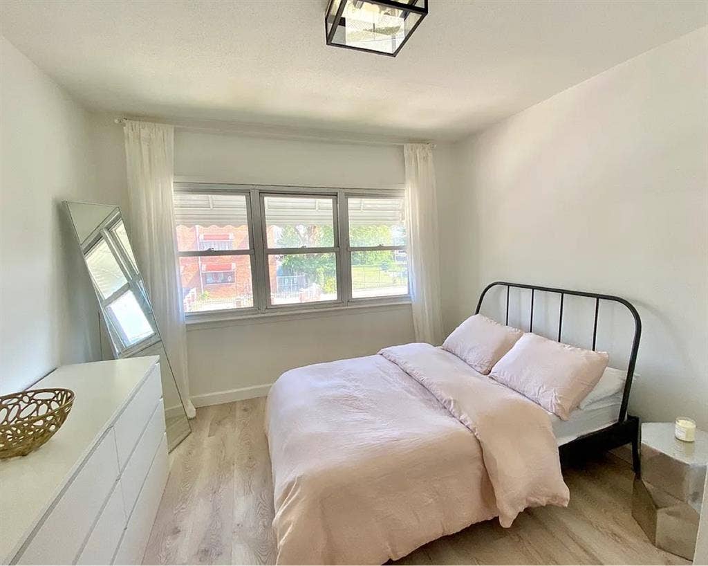 Private Room | BedStuy Townhouse