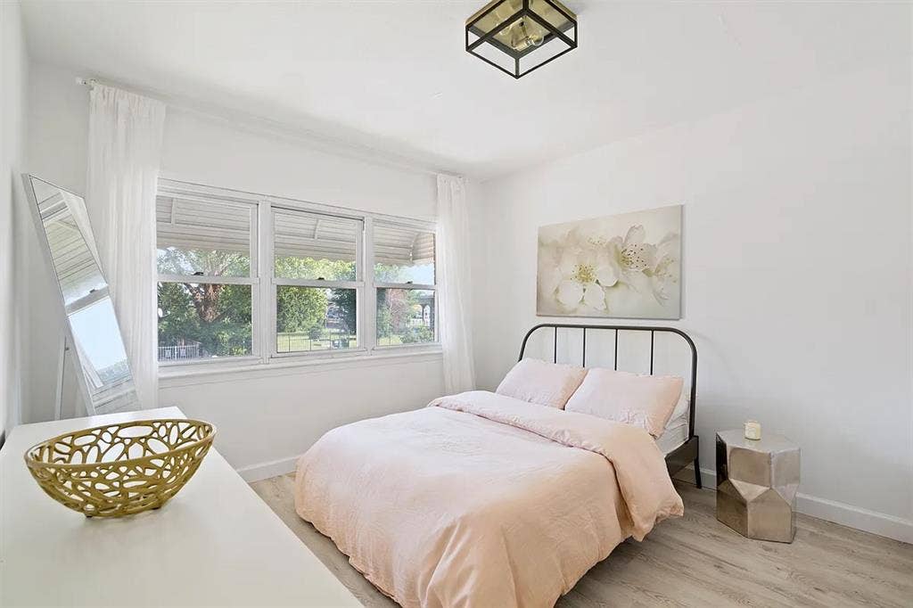 Private Room | BedStuy Townhouse