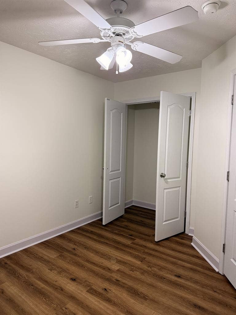 Private Room with share bathroom
