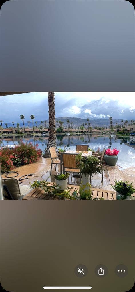 Lakefront condo