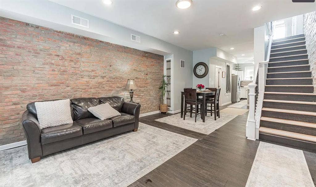 New Listing -1st level of Row House