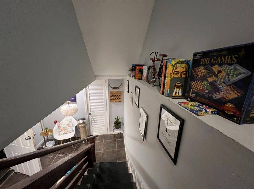 Room in 2 Bed Unit w/Private Bath
