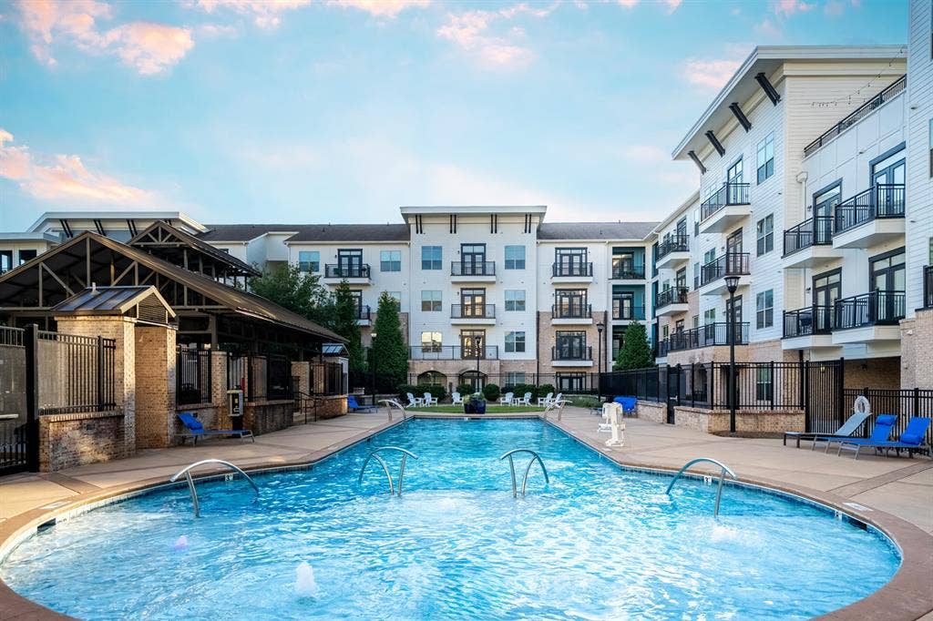 Entire 2B/ 2B unit for sublease.
