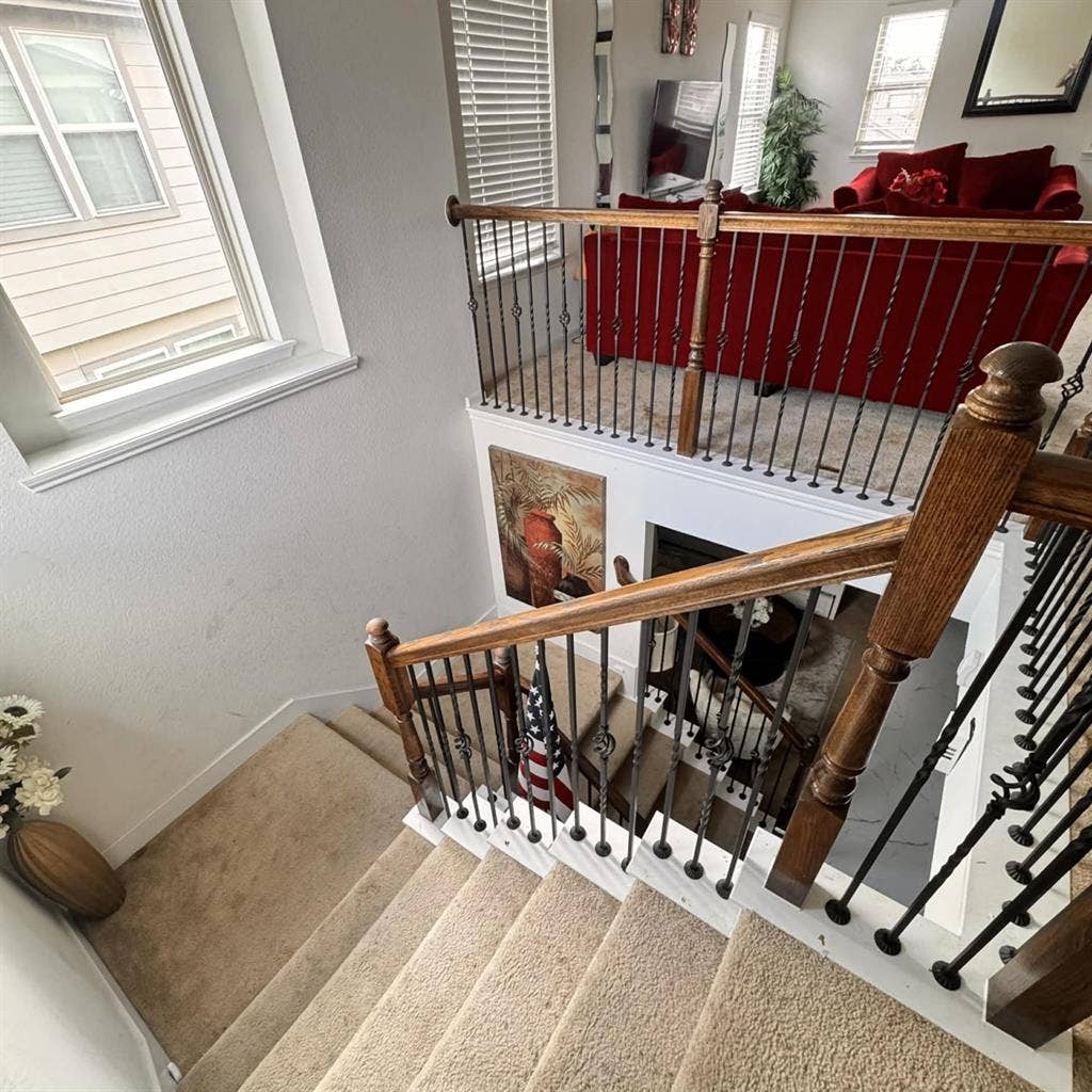 Looking for Female Tenant