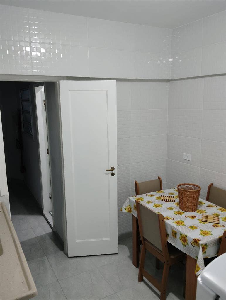 Quarto próximo do metrô Tatuapé