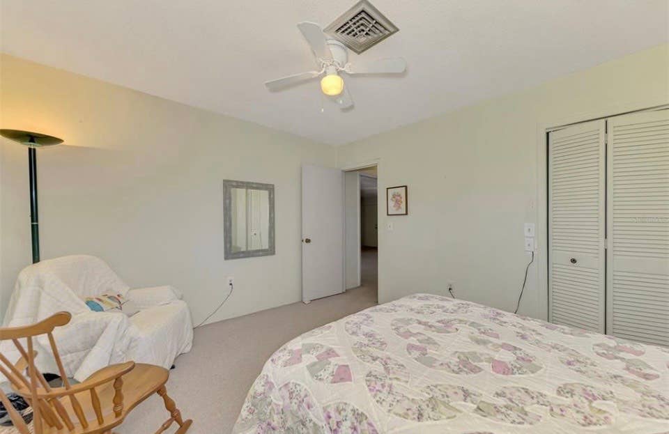 PRIVATE ROOM/SHARE HOUSE