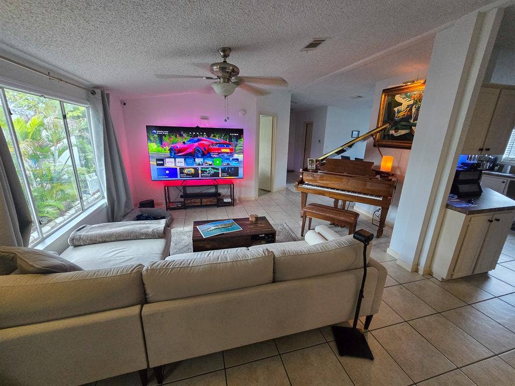 1 Bedroom 1 Bathroom For Rent