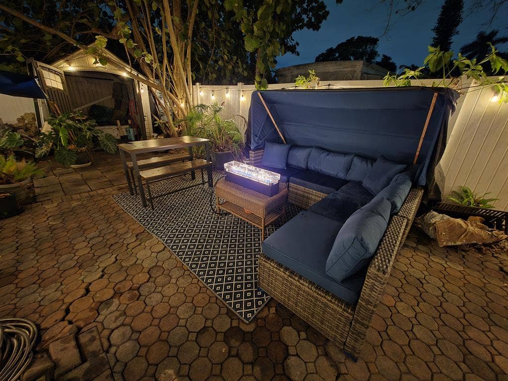 1 Bedroom 1 Bathroom For Rent