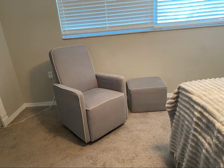 Fully furnished private room