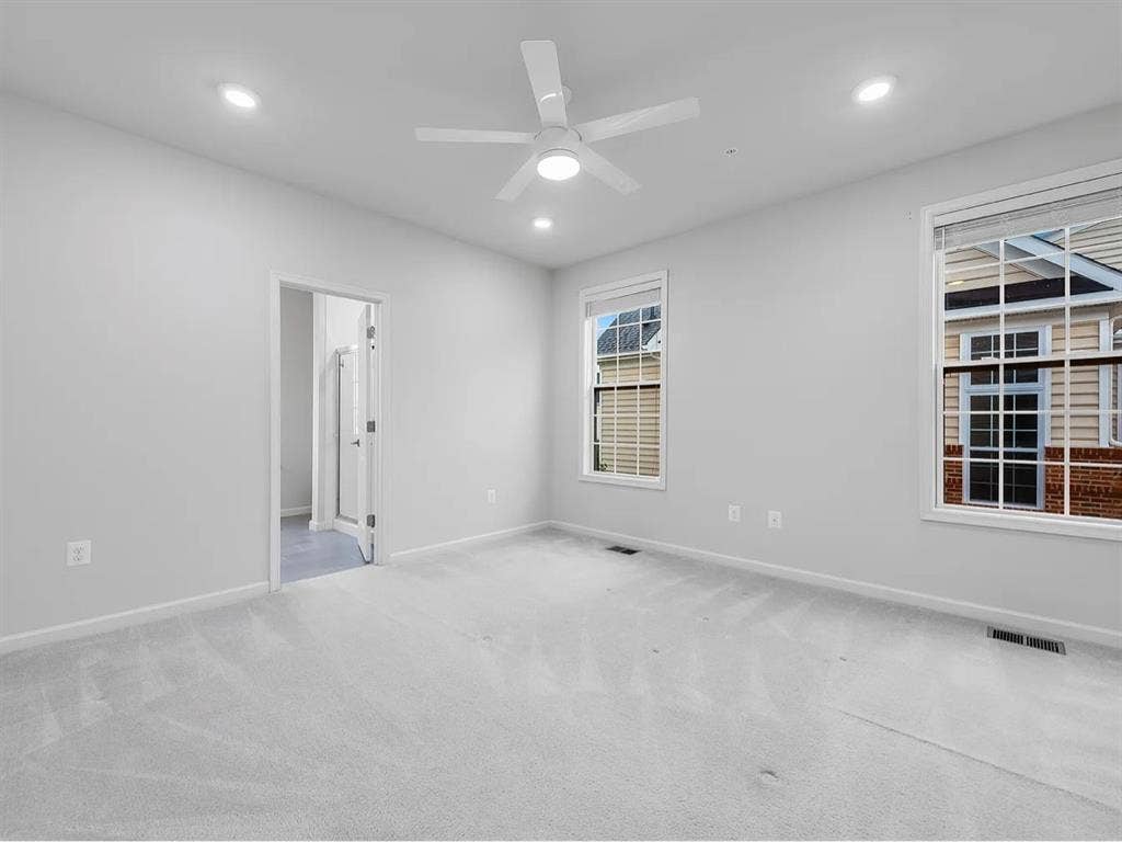 Lease Takeover in Ashburn