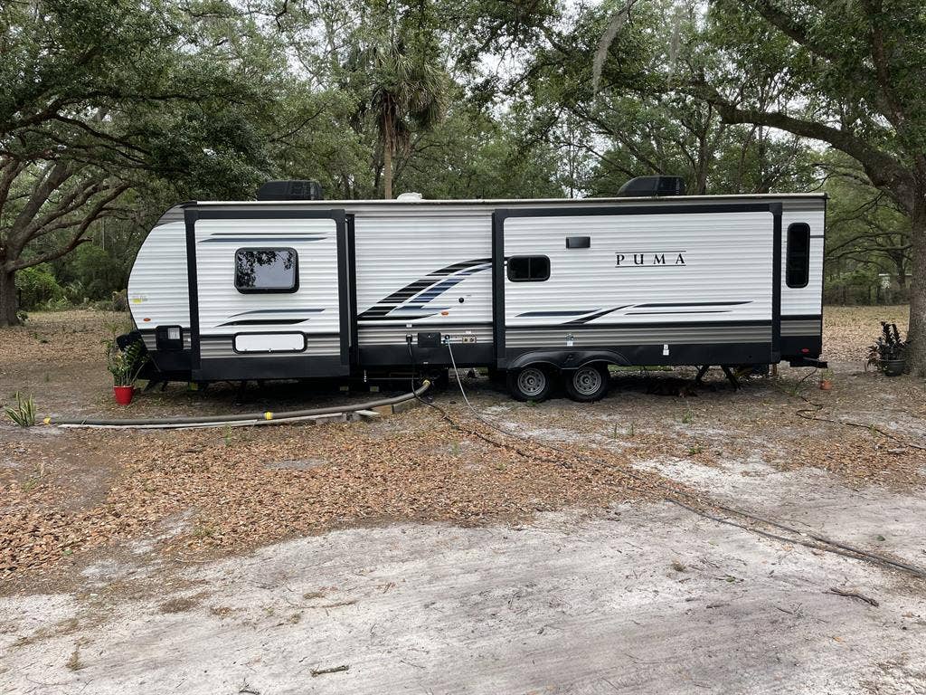 Looking for a roommate