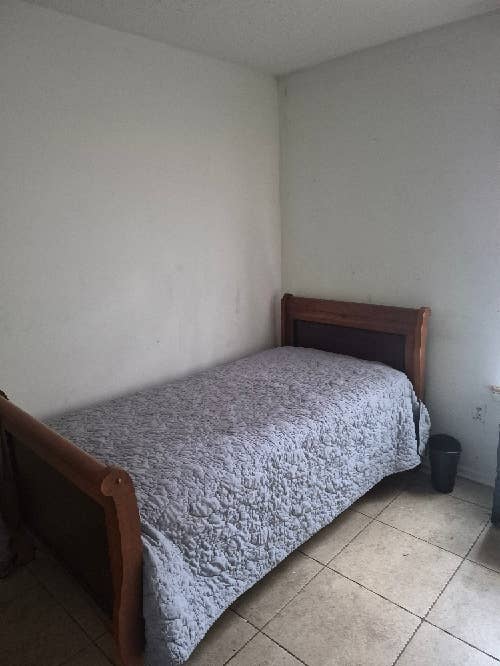 Room for rent