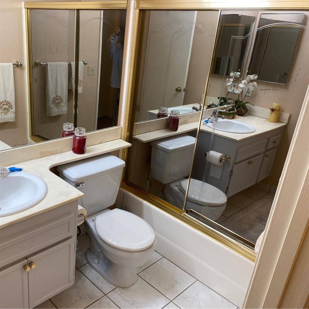 A room with a private bath for rent