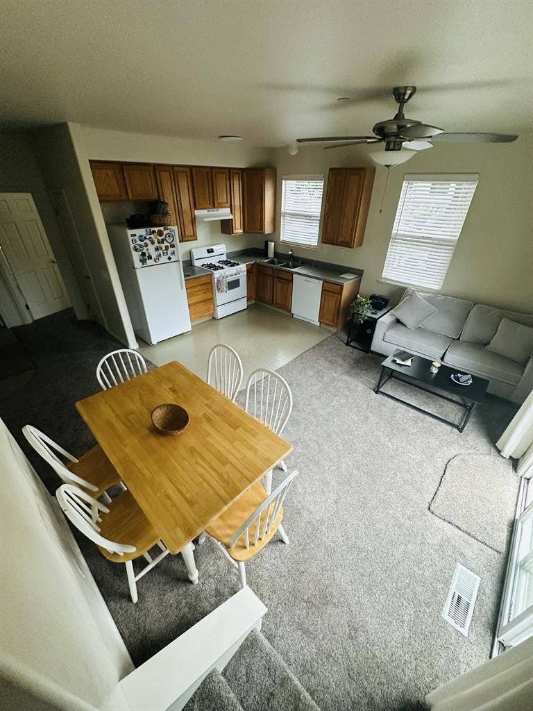 1 bedroom, 1 bath in duplex