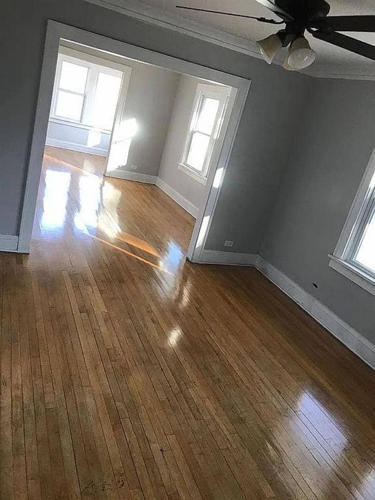 2 bed 1 bath apartment