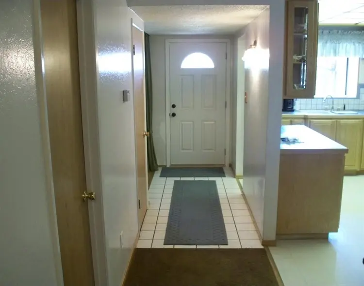 S.J. 95123 House 1br available
