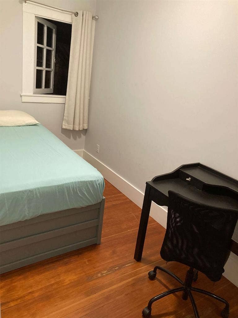 🎓 UC Berkeley Student Housing