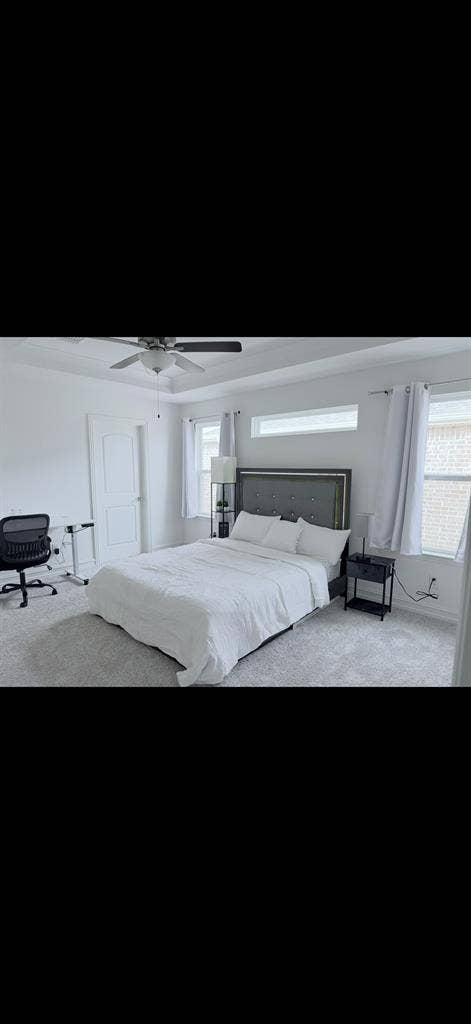 Spacious Room for rent i Little Elm