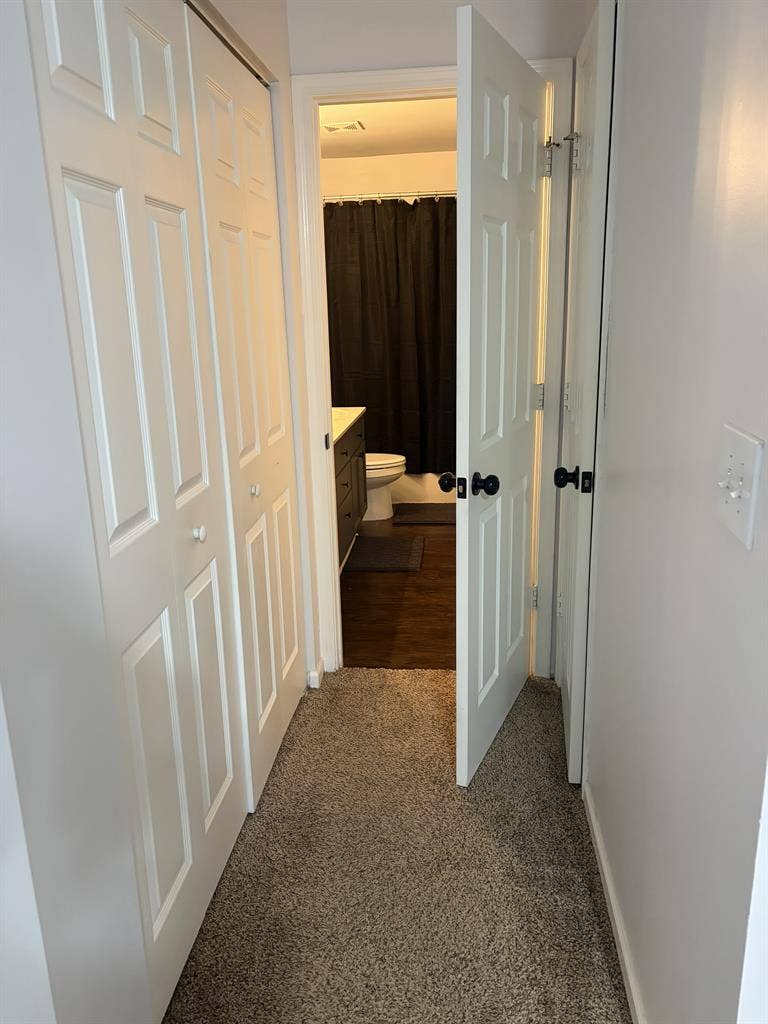 Master Suite-Bath/Storage/Laundry