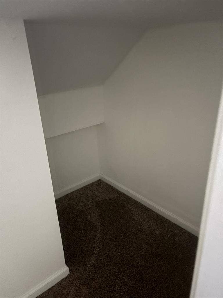 Master Suite-Bath/Storage/Laundry
