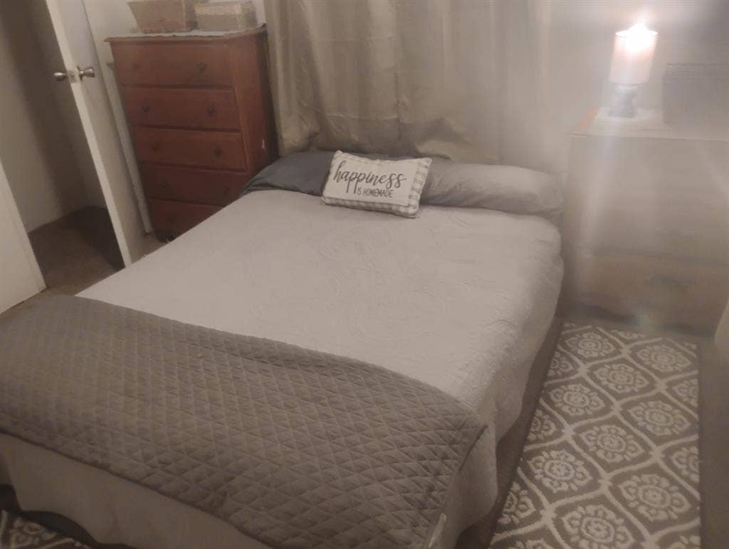 private room available immediately.