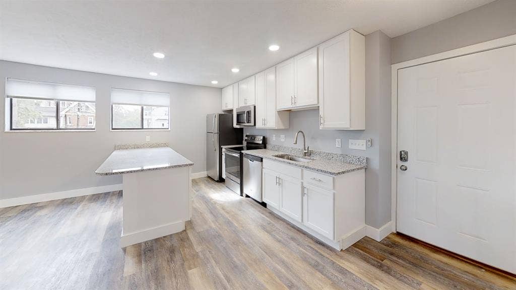 Renovated 2BR/2BA Near OSU