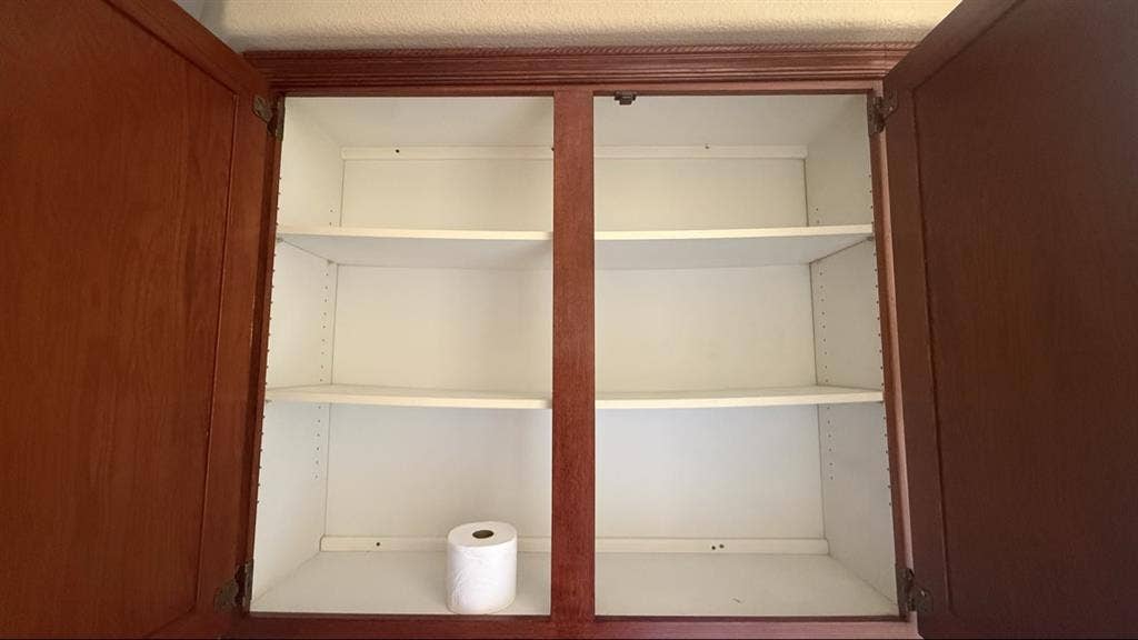 ISO Subleaser for 10x12 Room