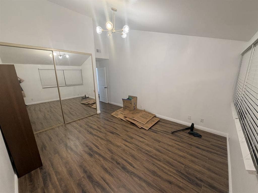 Primary room/private bathroomm