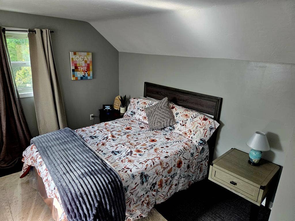 Private room and private bathroom