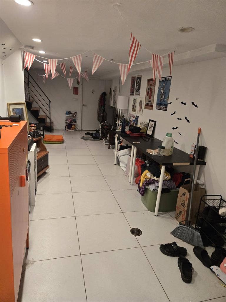 ISO Three Roommates | Crown Heights