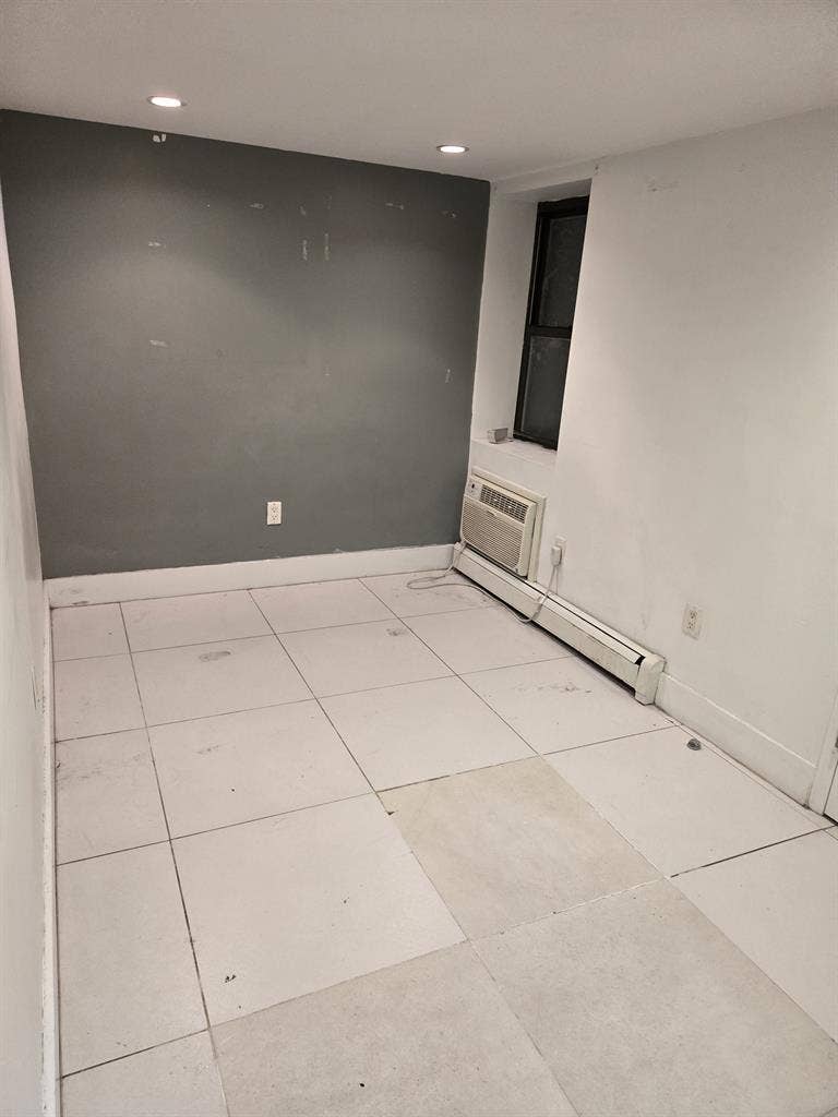 ISO Three Roommates | Crown Heights