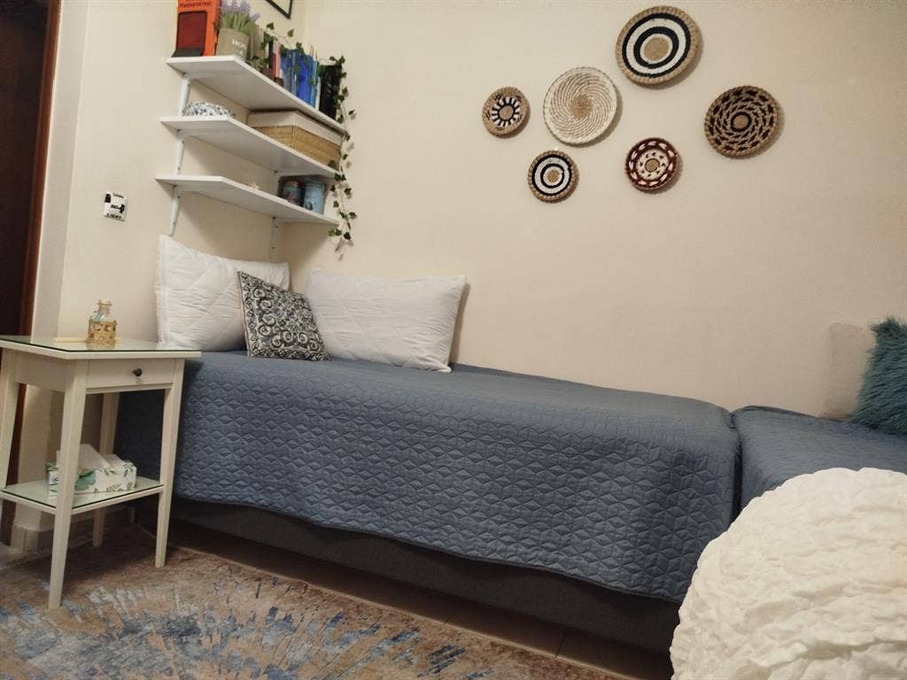 Private room & bathroom