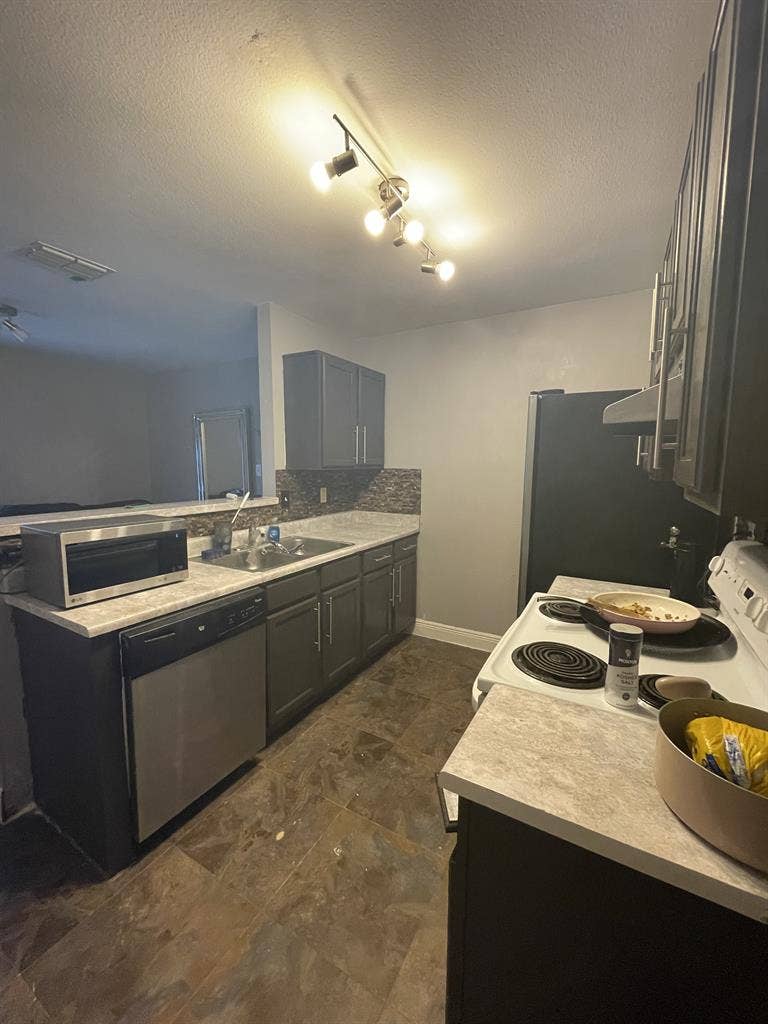 Affordable Rooms Old Brookside